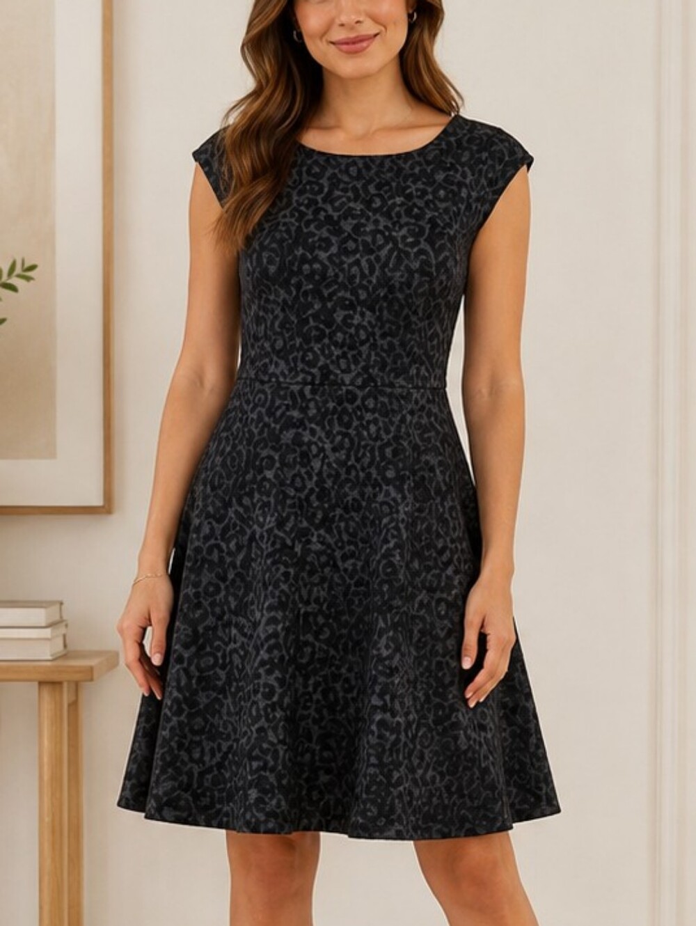 LOFT Women's Black & Charcoal Leopard Jacquard Fit & Flare Dress – Size 6 NWT